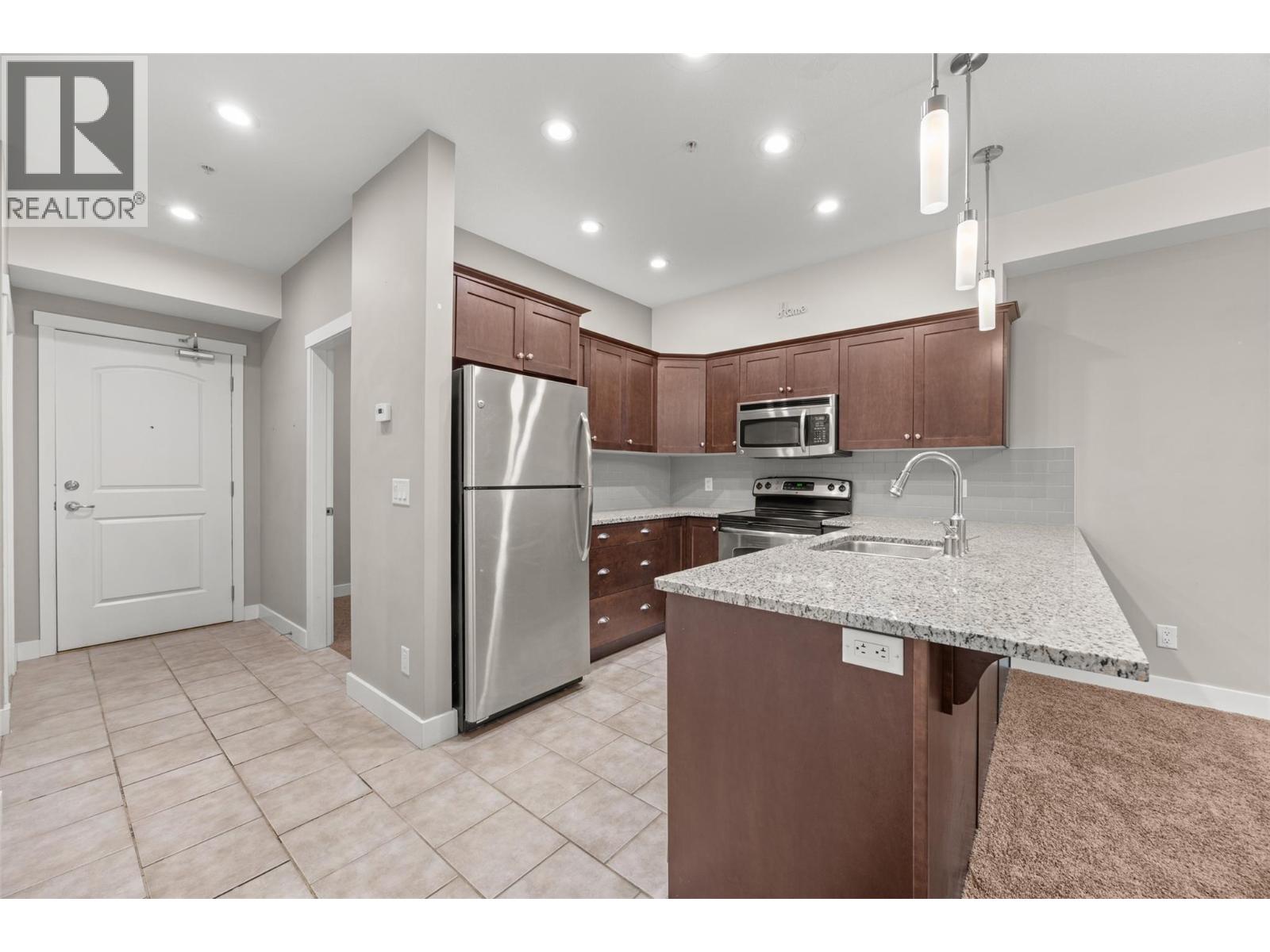 1990 Upper Sundance Drive Unit# 3205 Lot# 54, West Kelowna, British Columbia  V4T 3E7 - Photo 7 - 10387025