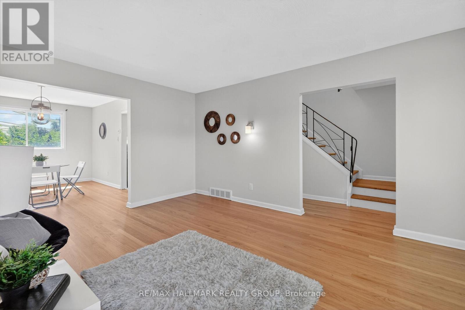 1286 Bonnie Crescent, Ottawa, Ontario  K2C 2A2 - Photo 12 - X13210984