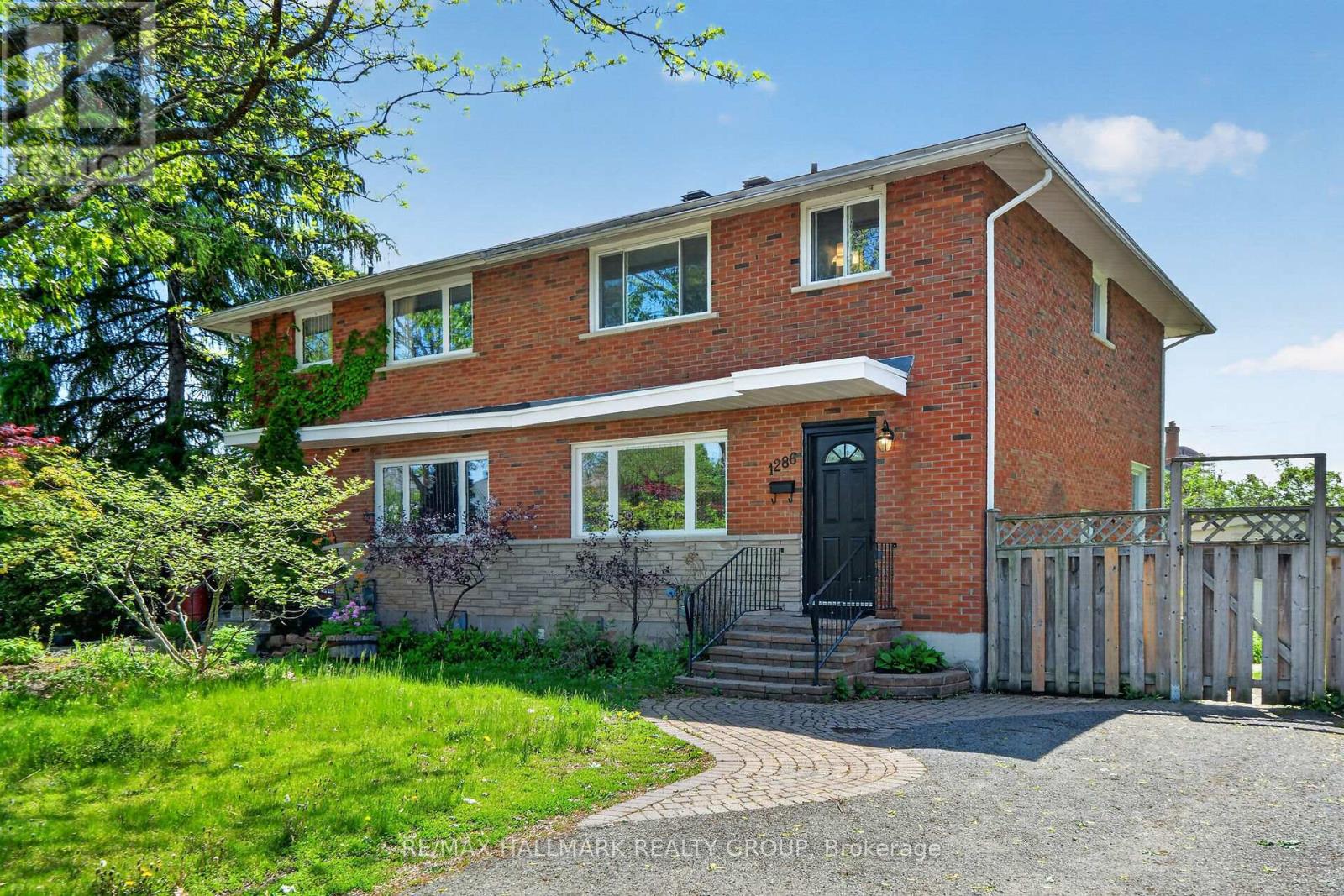 1286 Bonnie Crescent, Ottawa, Ontario  K2C 2A2 - Photo 2 - X13210984