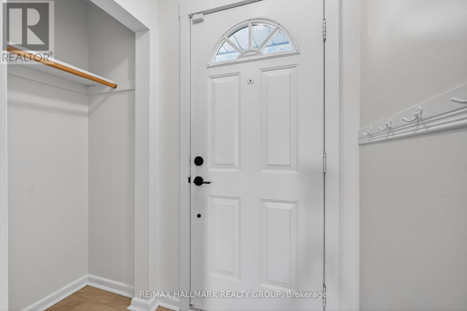 1286 Bonnie Crescent, Ottawa, Ontario  K2C 2A2 - Photo 5 - X13210984