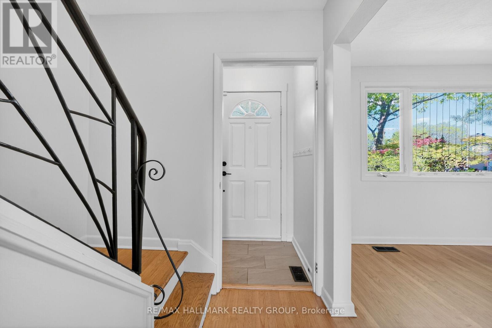 1286 Bonnie Crescent, Ottawa, Ontario  K2C 2A2 - Photo 6 - X13210984