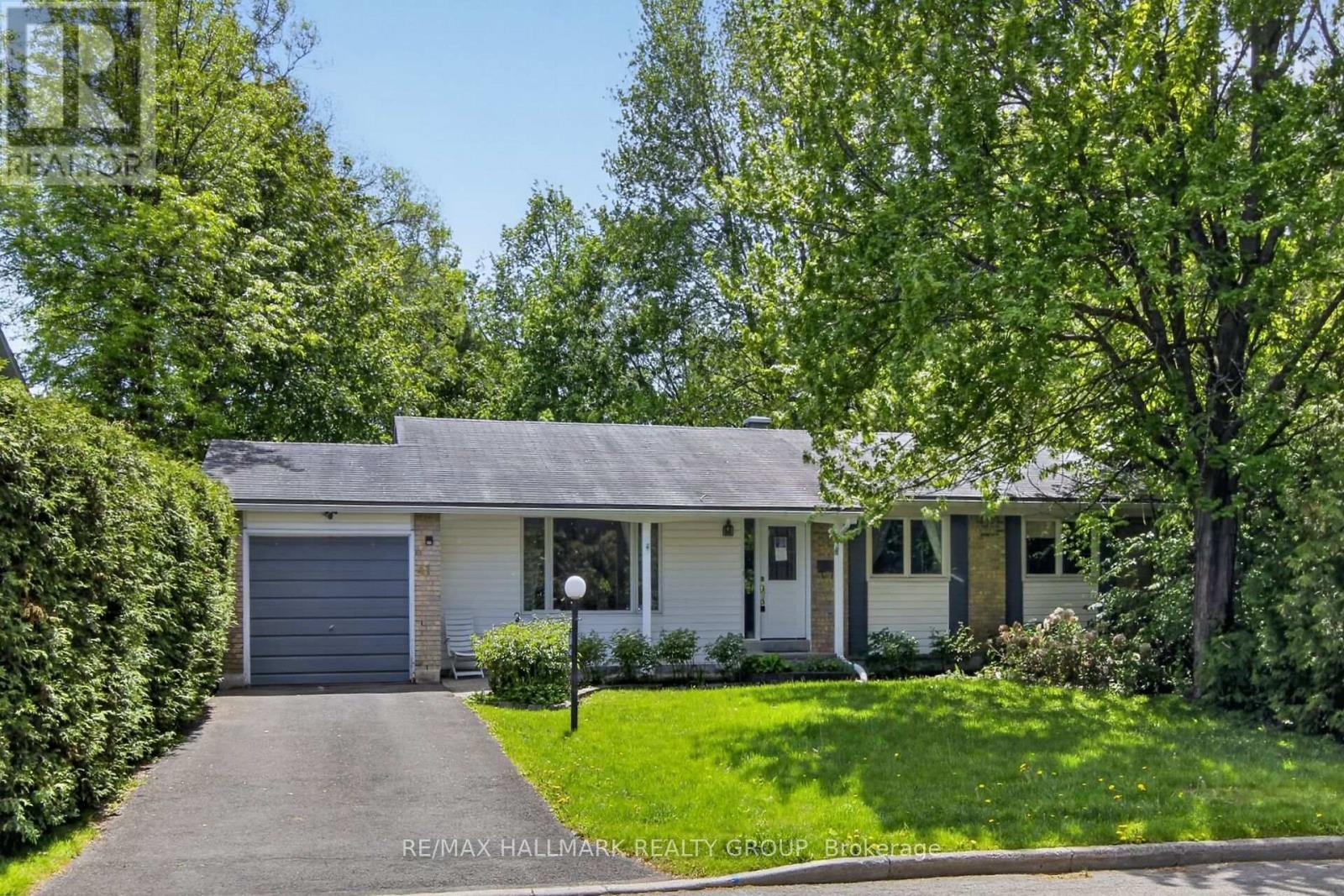 41 Parkmount Crescent, Ottawa, Ontario  K2H 5T3 - Photo 14 - X13211038