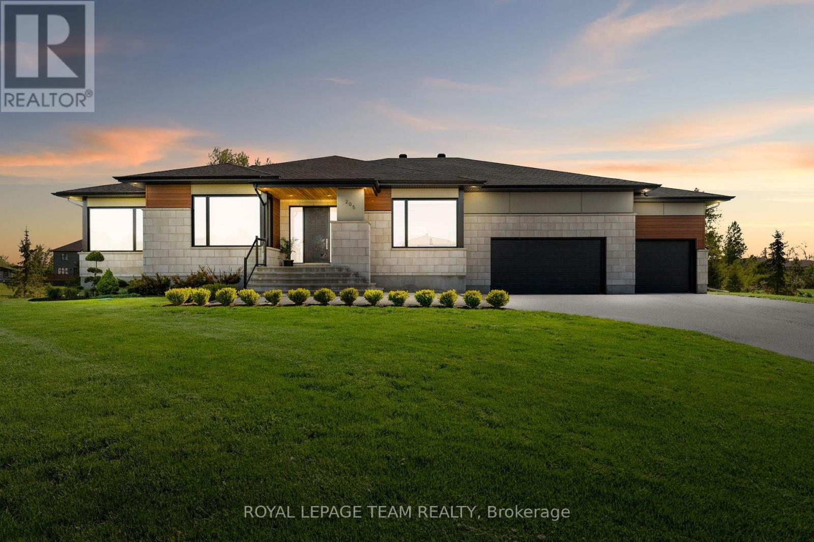 205 SUMMERVIEW TERRACE, Ottawa, Ontario
