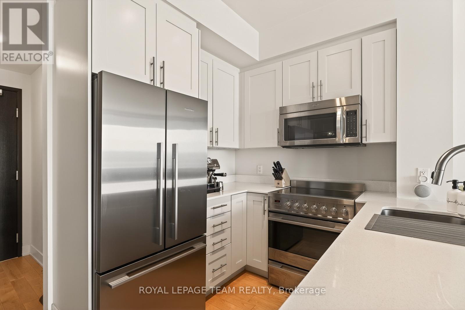 1504 - 1035 Bank Street, Ottawa, Ontario  K1S 5K3 - Photo 3 - X13211208