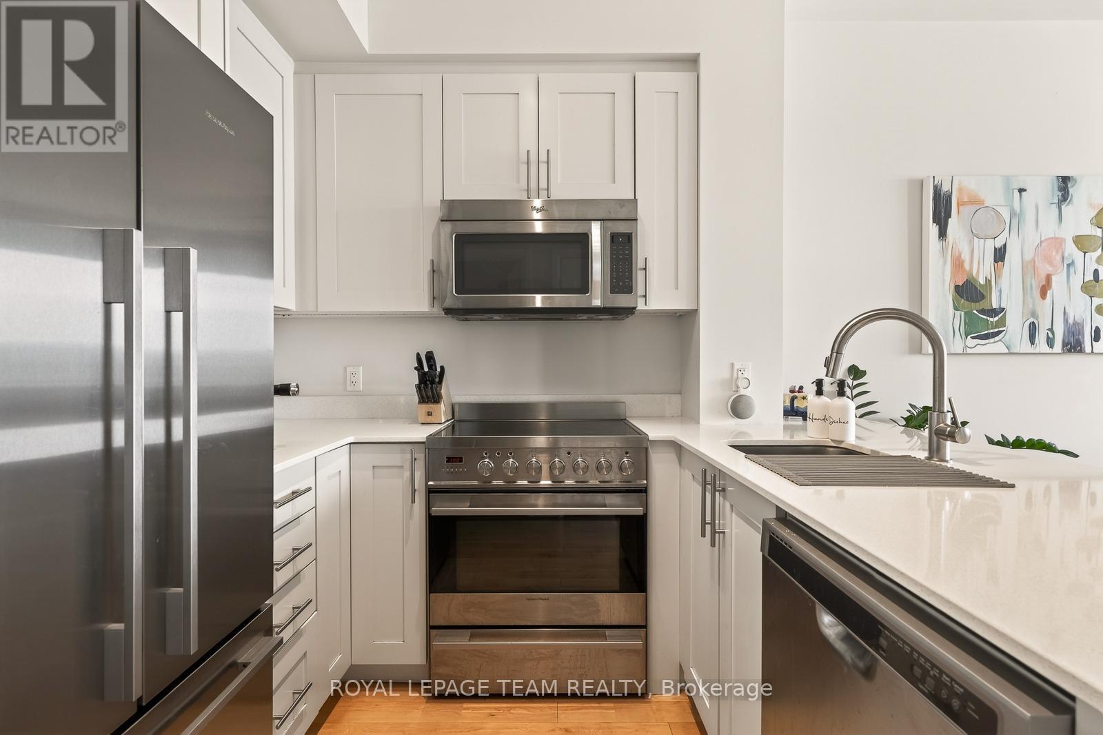 1504 - 1035 Bank Street, Ottawa, Ontario  K1S 5K3 - Photo 4 - X13211208