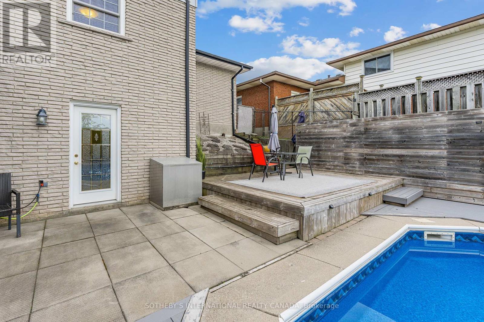 145 Westchester Drive, Kitchener, Ontario  N2B 3L6 - Photo 40 - X13210622