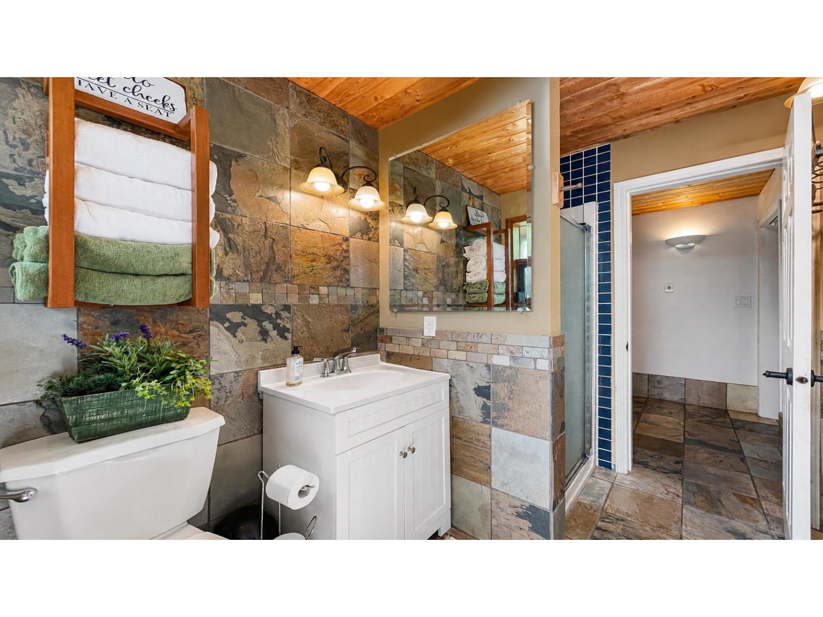 32744 Richards Avenue, Mission, British Columbia  V2V 7E7 - Photo 18 - R3111637