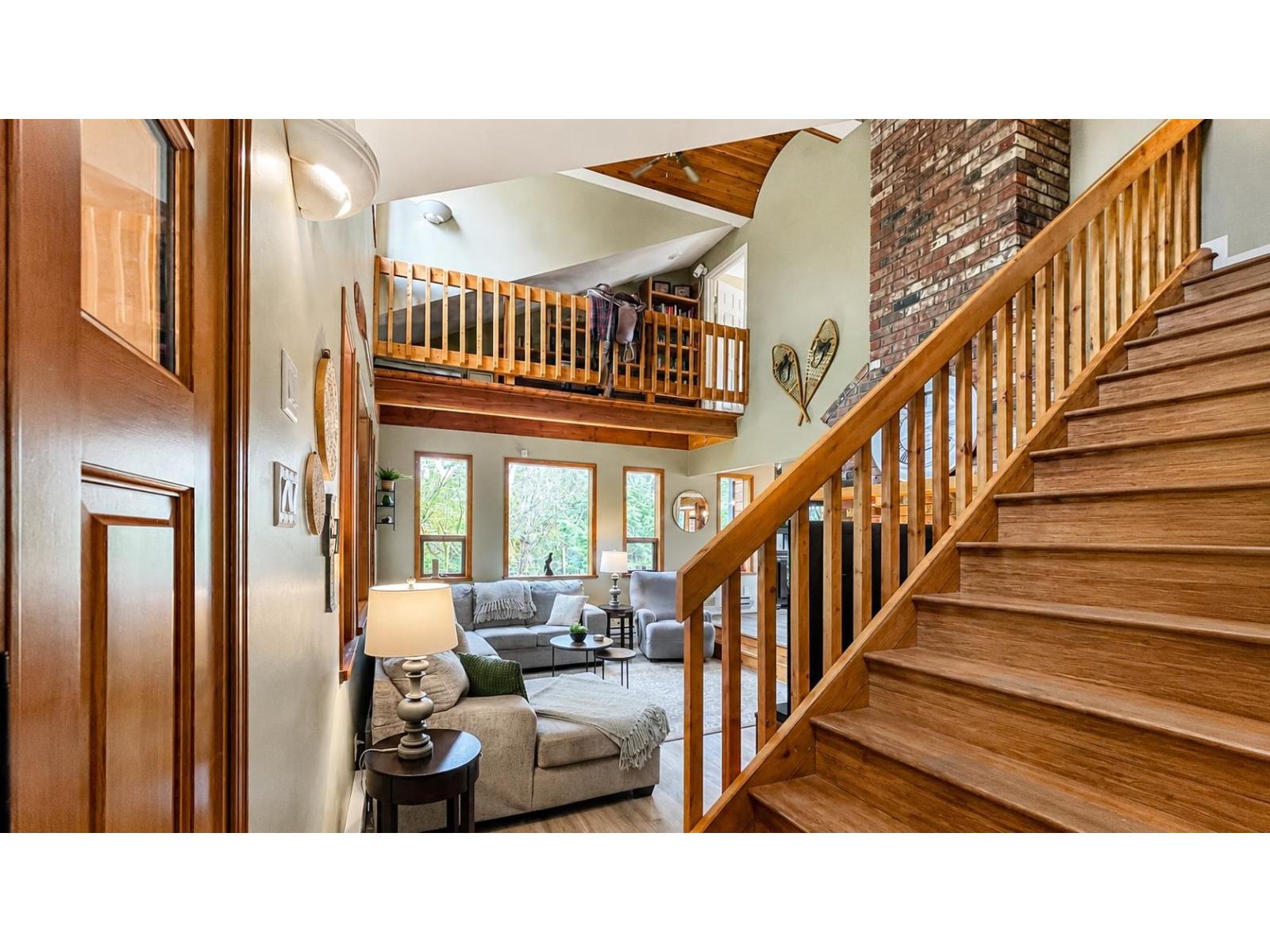 32744 Richards Avenue, Mission, British Columbia  V2V 7E7 - Photo 6 - R3111637