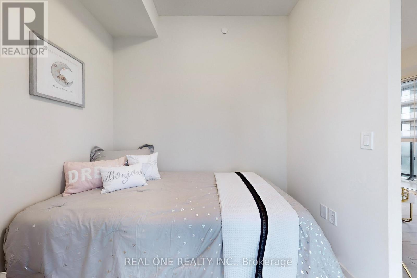 1005 - 38 Annie Craig Drive, Toronto, Ontario  M8V 0G9 - Photo 12 - W13100186