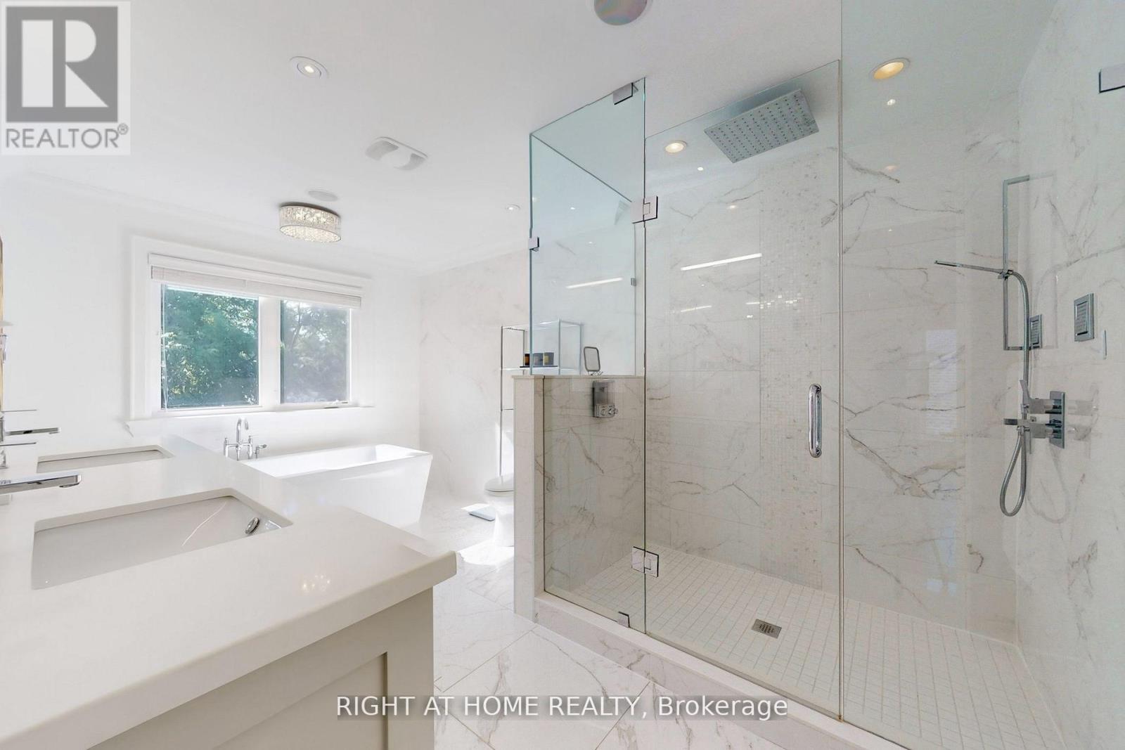 490 Orchard Drive, Oakville, Ontario  L6K 1P1 - Photo 11 - W13208606