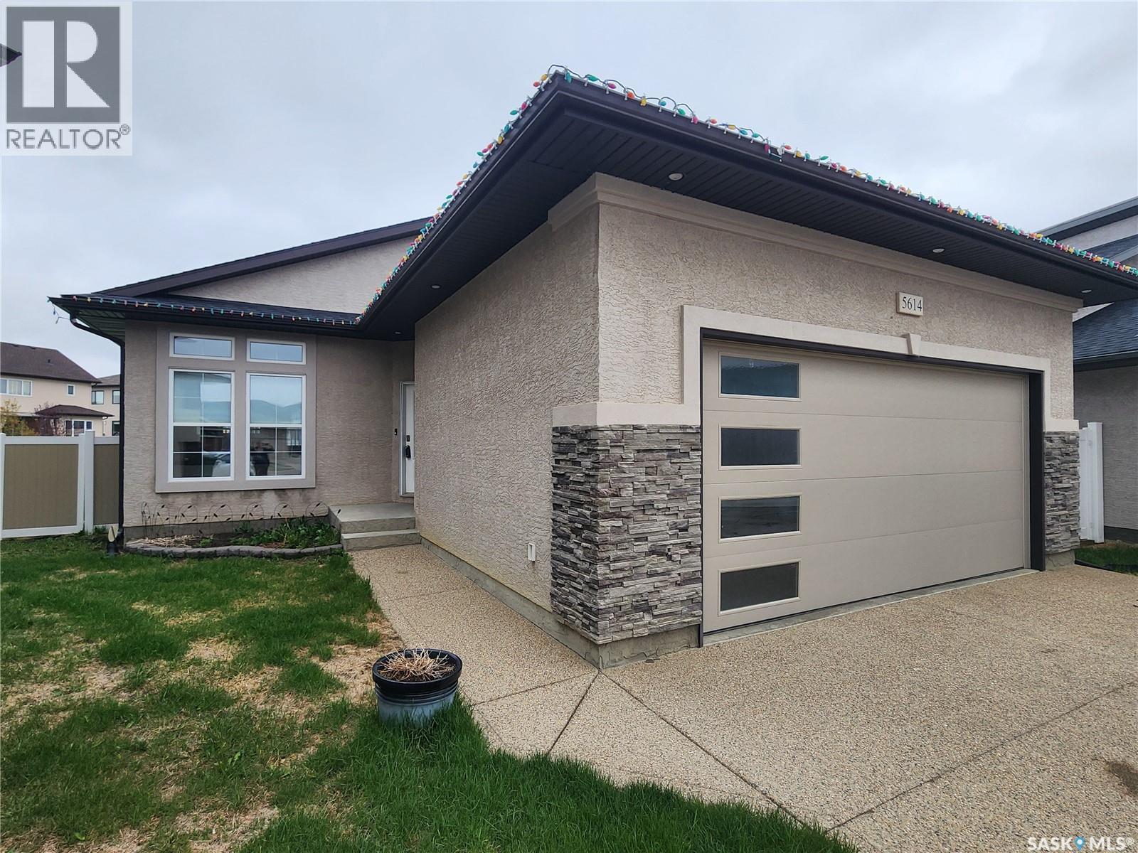 5614 Beacon Place, Regina, Saskatchewan  S4W 0J7 - Photo 1 - SK037501