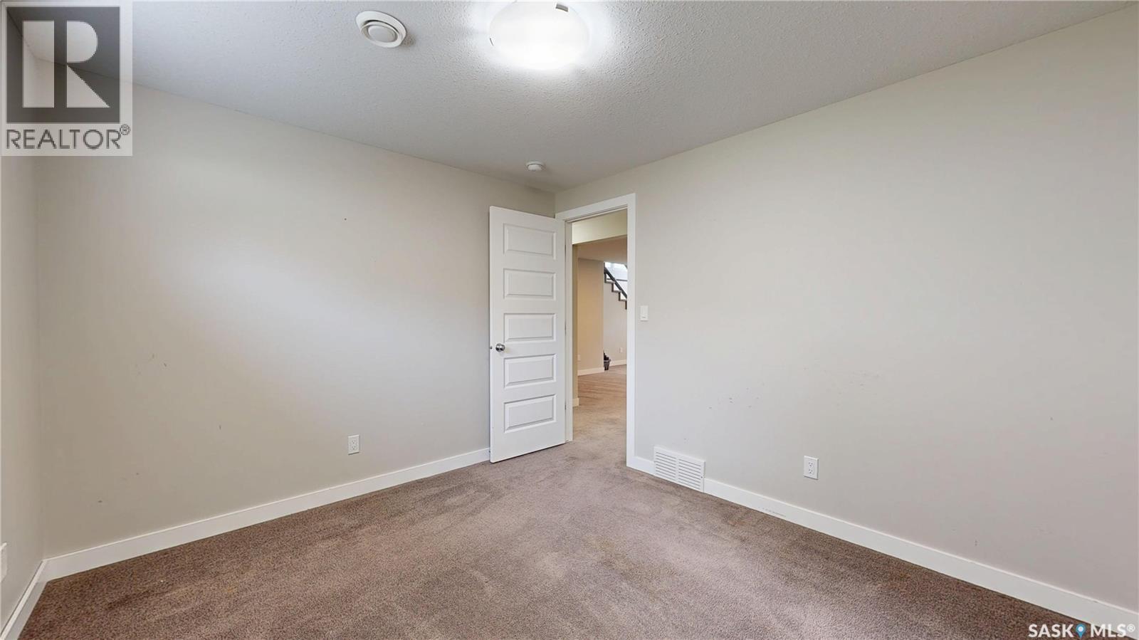 5614 Beacon Place, Regina, Saskatchewan  S4W 0J7 - Photo 41 - SK037501