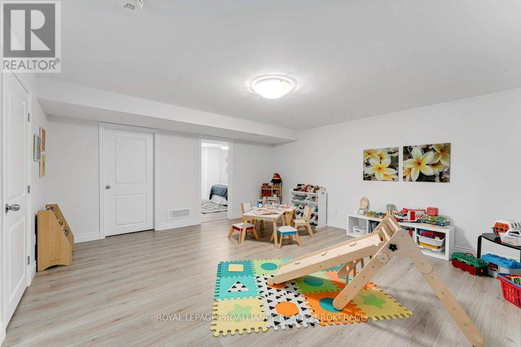 249 Mill Pond Place, Kingston, Ontario K7M 0C9 - Photo 40 - X13208962