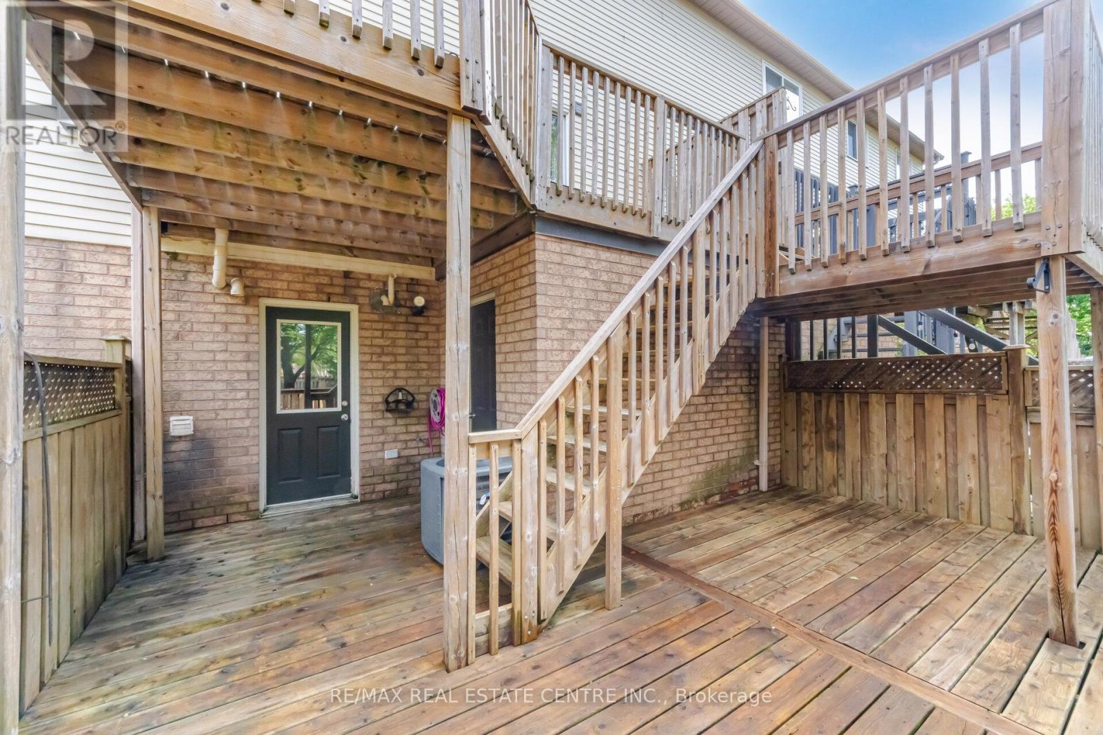 2349 Strawfield Court, Oakville, Ontario  L6H 6C2 - Photo 39 - W13210900