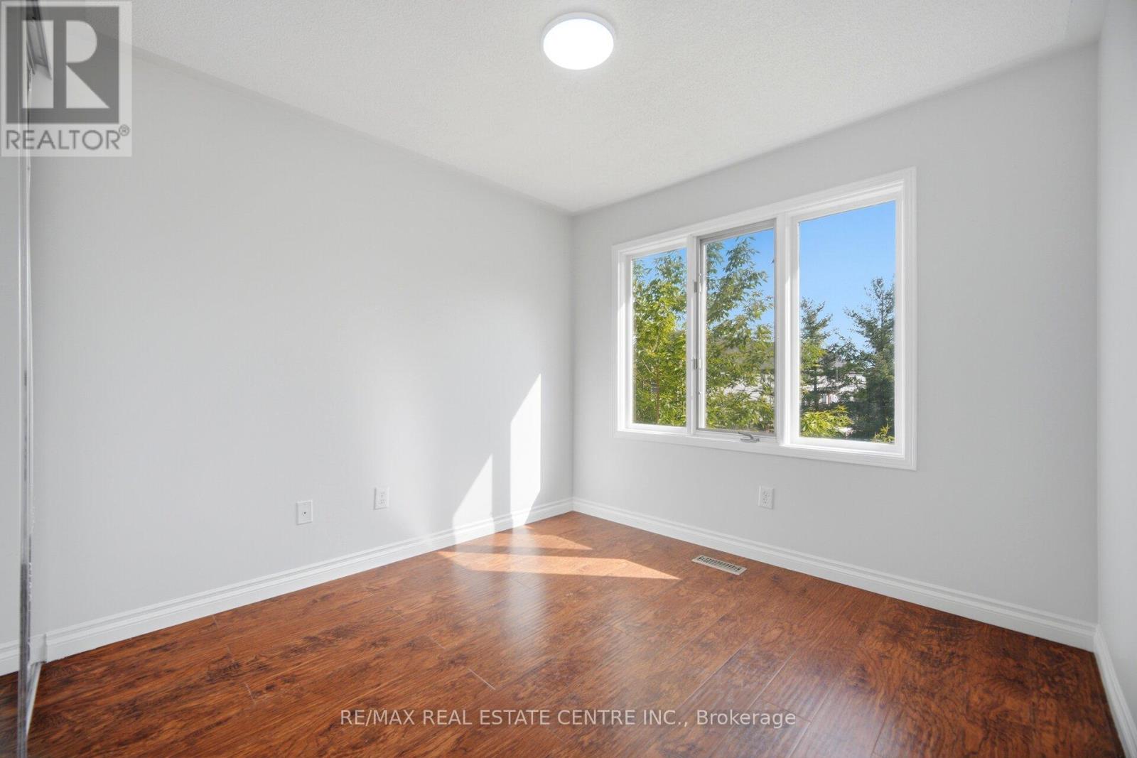 2349 Strawfield Court, Oakville, Ontario  L6H 6C2 - Photo 29 - W13210900