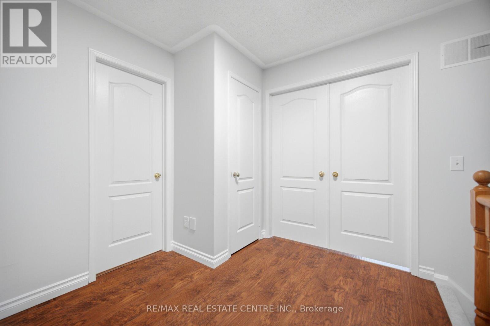2349 Strawfield Court, Oakville, Ontario  L6H 6C2 - Photo 22 - W13210900