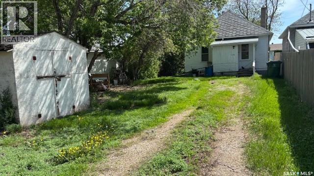 1242 Wolfe Avenue, Moose Jaw, Saskatchewan  S6H 1K2 - Photo 4 - SK037426