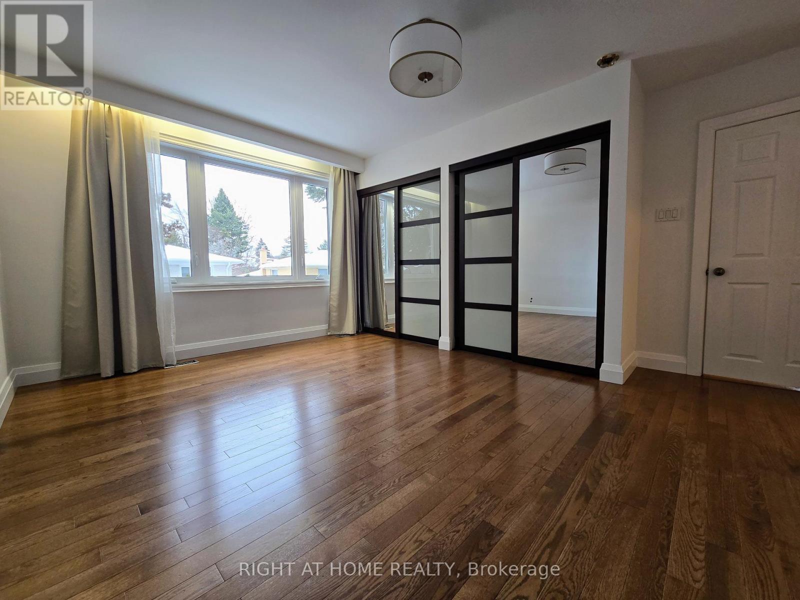 7 Foursome Crescent, Toronto, Ontario  M2P 1W1 - Photo 12 - C13210966