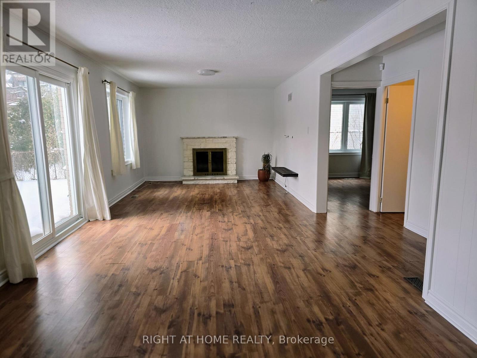 7 Foursome Crescent, Toronto, Ontario  M2P 1W1 - Photo 5 - C13210966