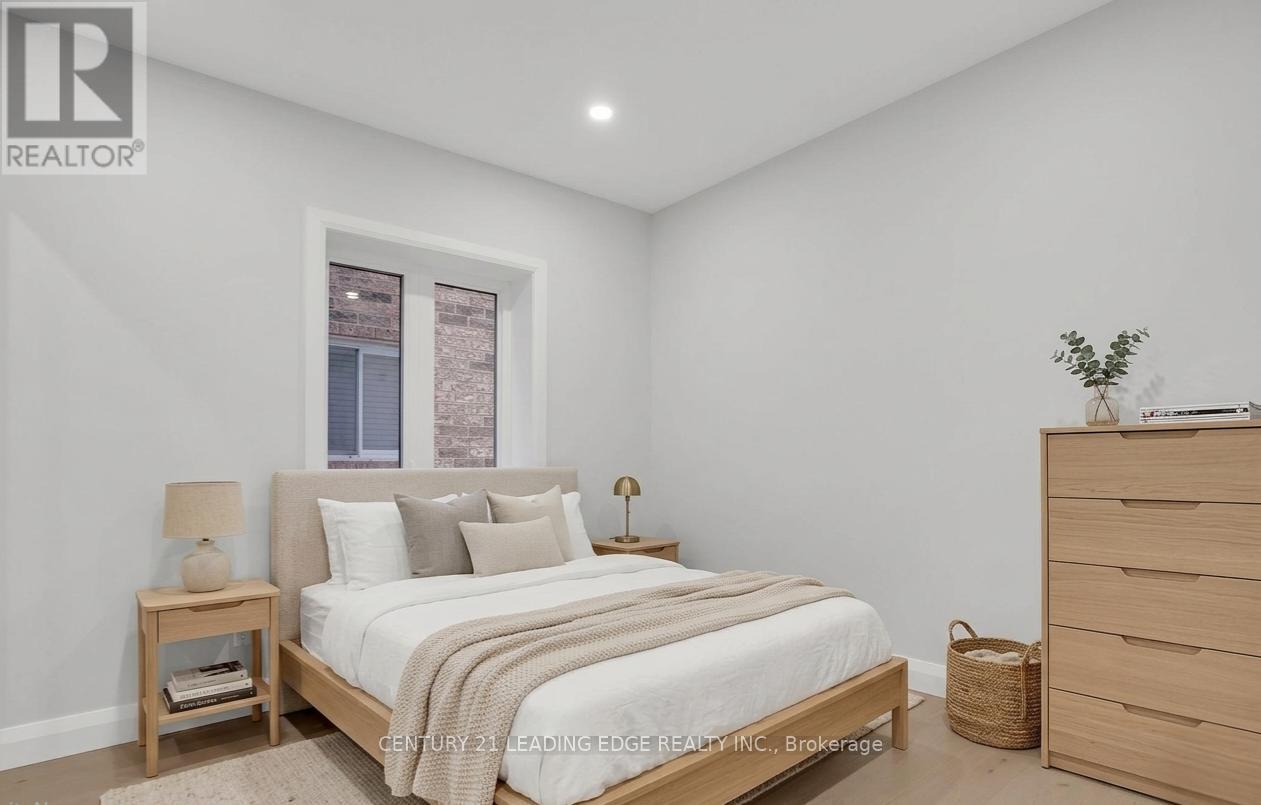 MAIN FL - 346 LAUDER AVENUE, Toronto, Ontario