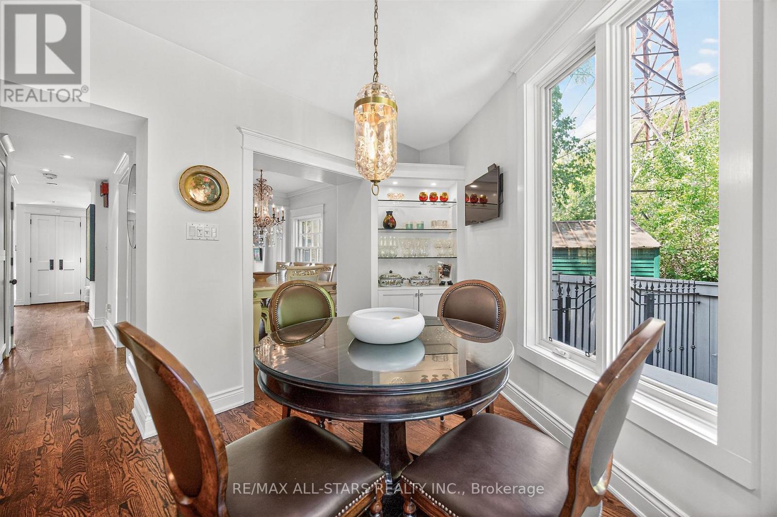 30 Edgewood Crescent, Toronto, Ontario  M4W 3A9 - Photo 18 - C13211110