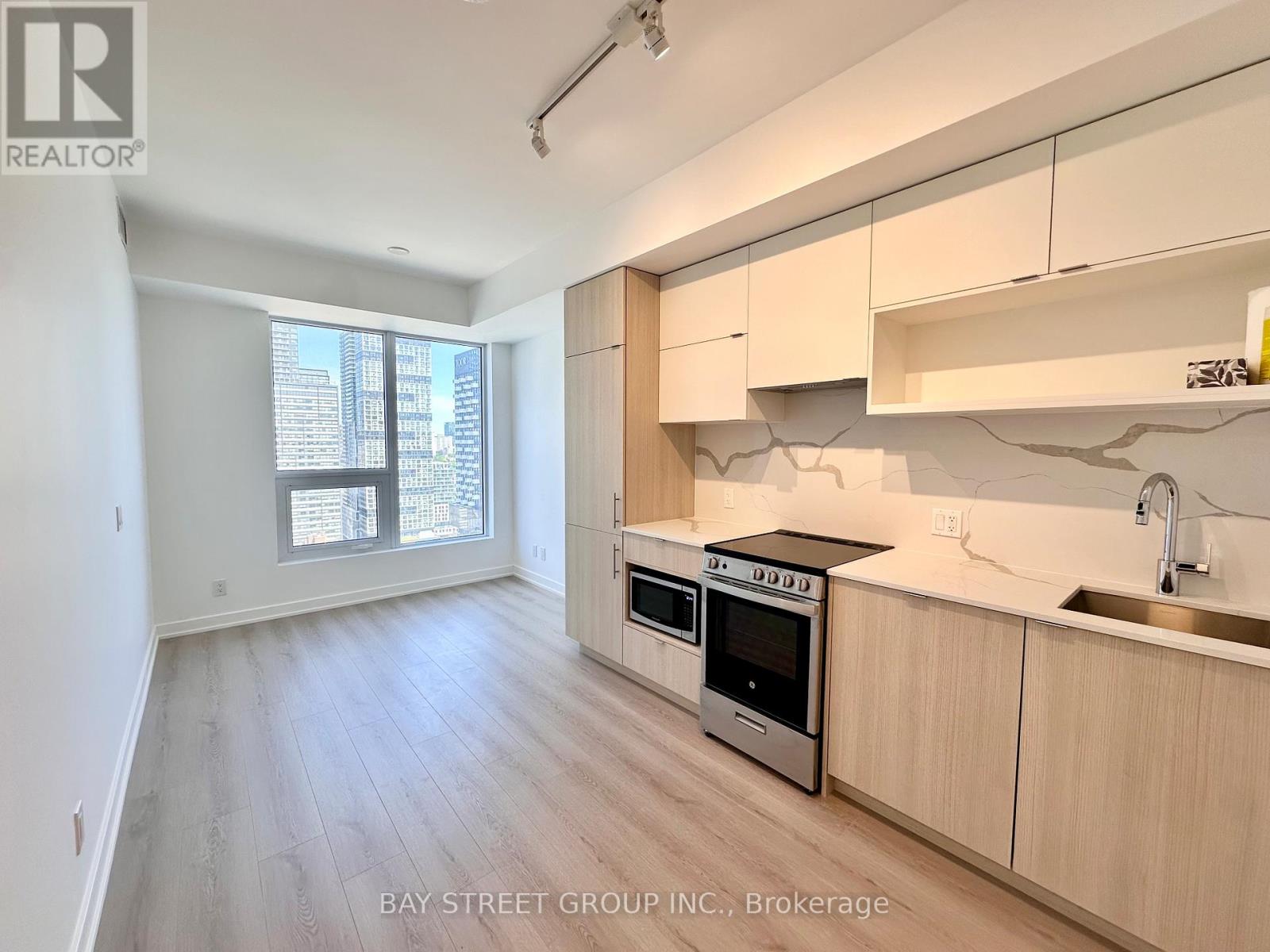 3001 - 100 Queen Street E, Toronto, Ontario  M5C 0B5 - Photo 2 - C13211190
