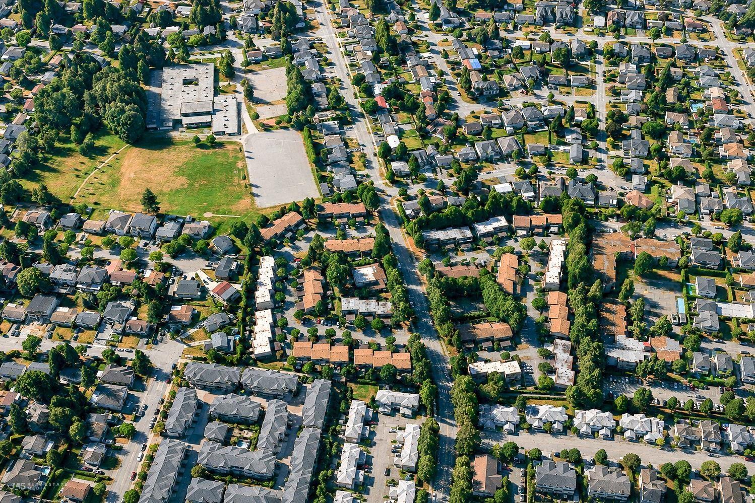 202 9468 Prince Charles Boulevard, Surrey, British Columbia  V3V 1S6 - Photo 22 - R3129440