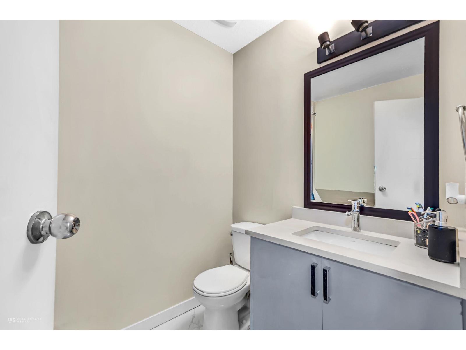 202 9468 Prince Charles Boulevard, Surrey, British Columbia  V3V 1S6 - Photo 12 - R3129440