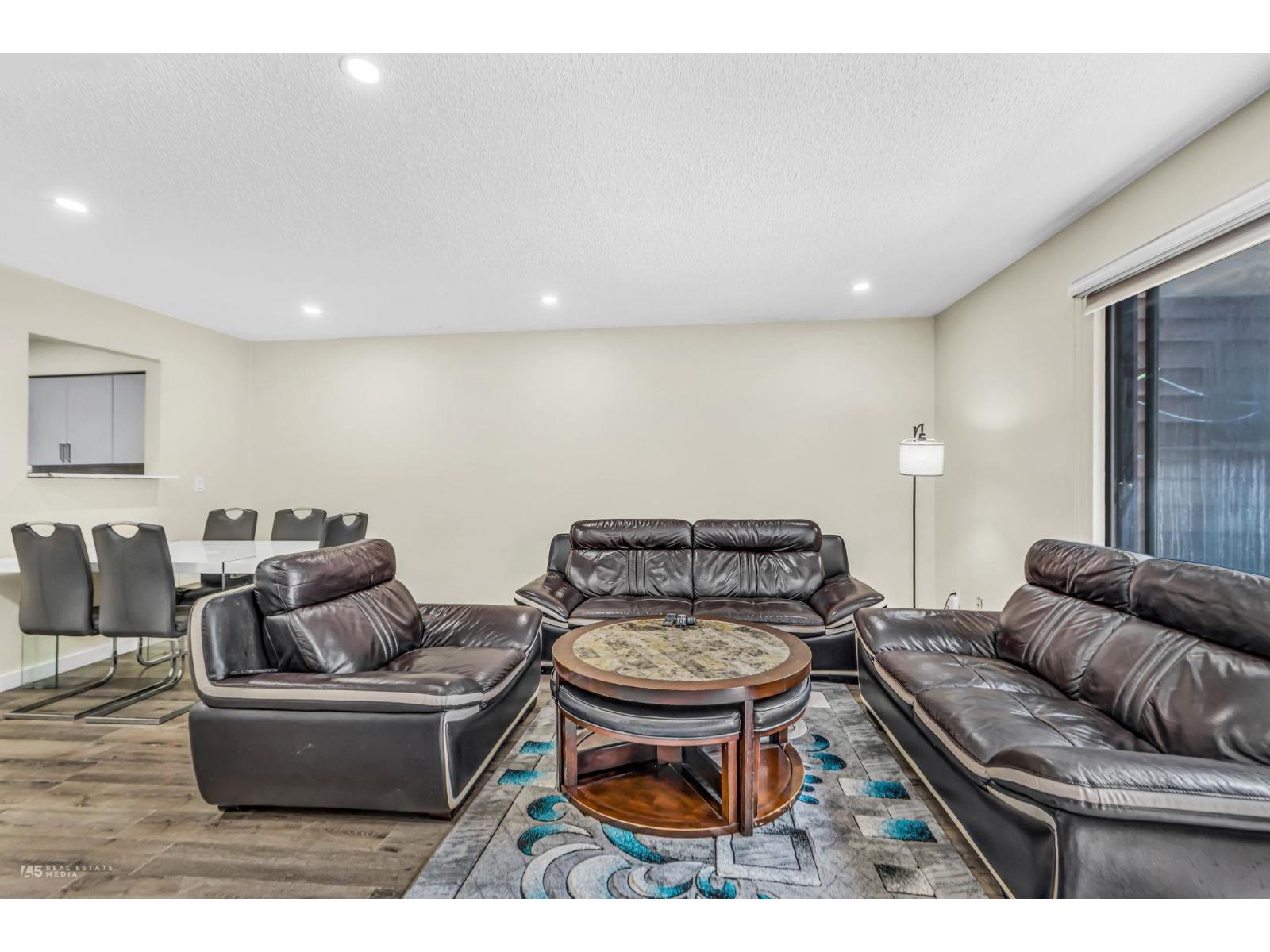 202 9468 Prince Charles Boulevard, Surrey, British Columbia  V3V 1S6 - Photo 9 - R3129440