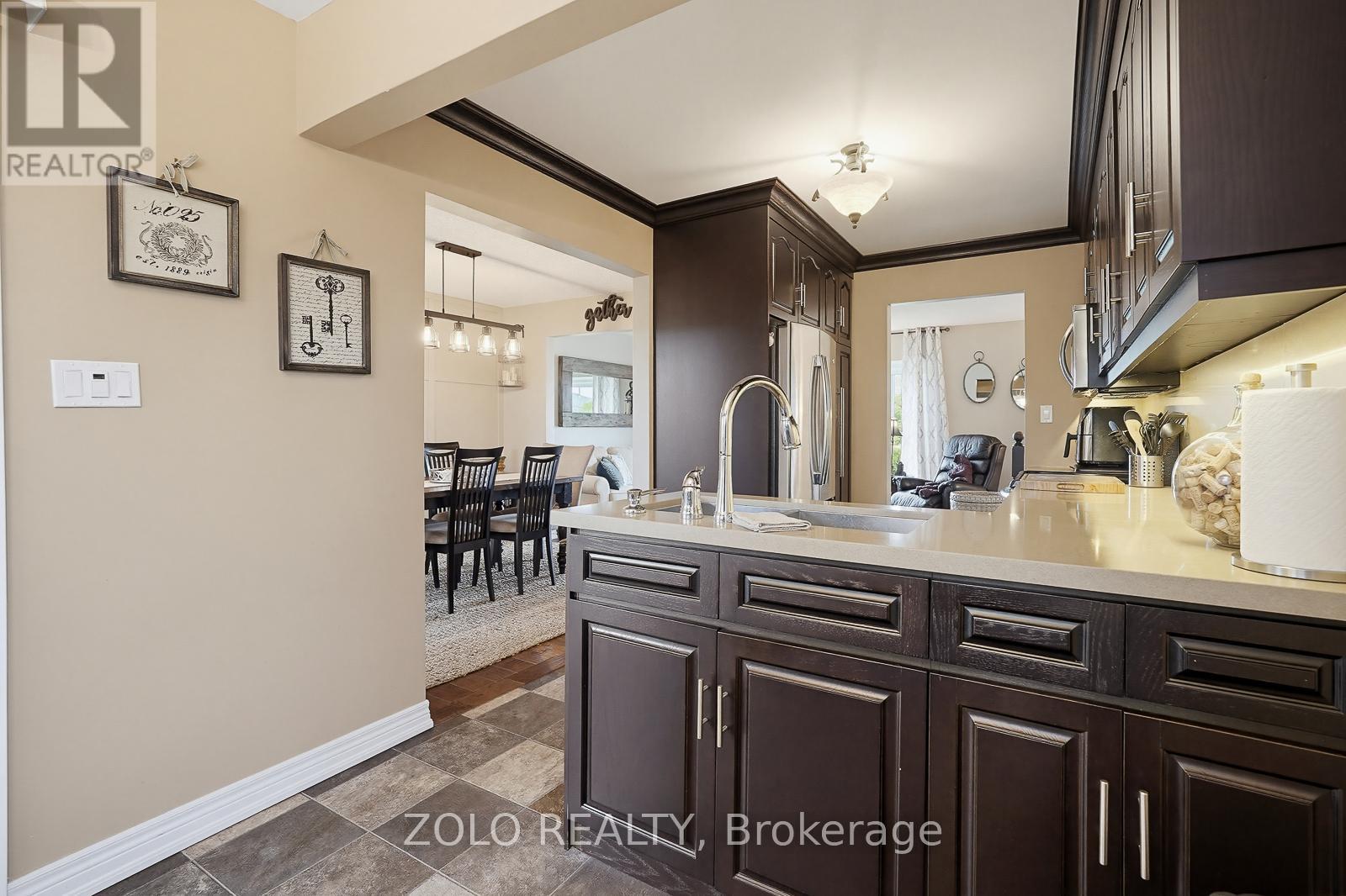 86 Foxhunt Trail, Clarington, Ontario  L1E 1E1 - Photo 14 - E13210962