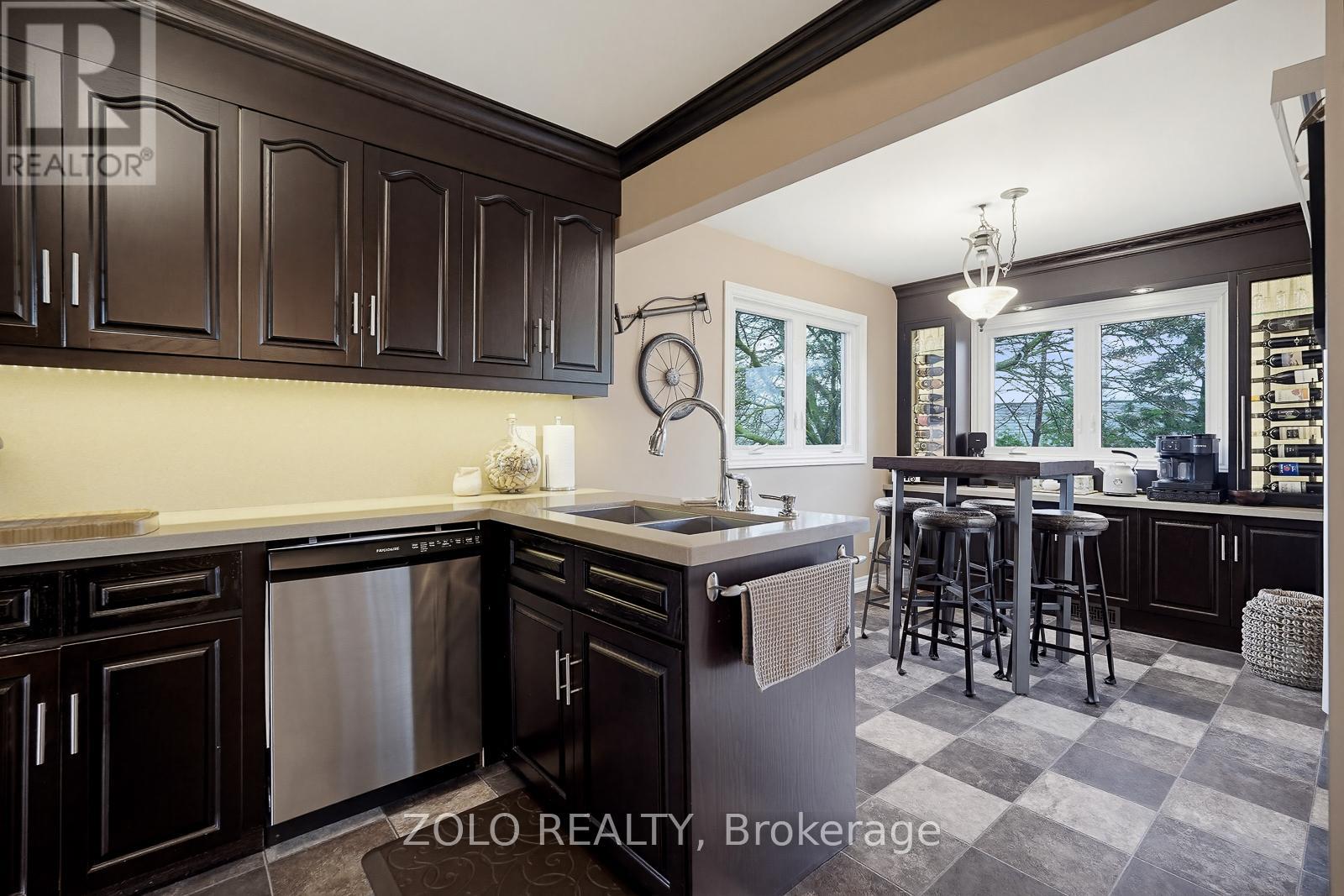 86 Foxhunt Trail, Clarington, Ontario  L1E 1E1 - Photo 16 - E13210962