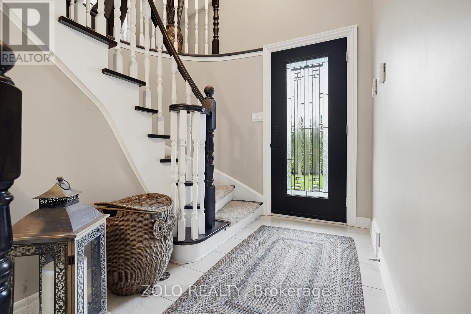 86 Foxhunt Trail, Clarington, Ontario  L1E 1E1 - Photo 6 - E13210962