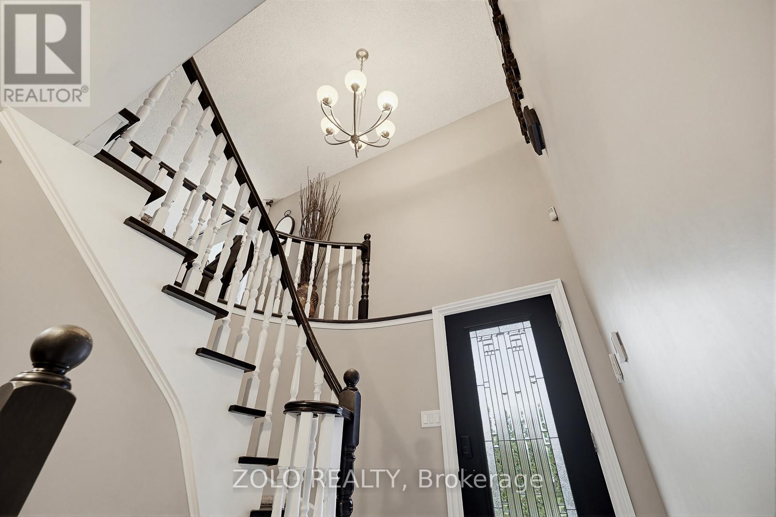 86 Foxhunt Trail, Clarington, Ontario  L1E 1E1 - Photo 7 - E13210962