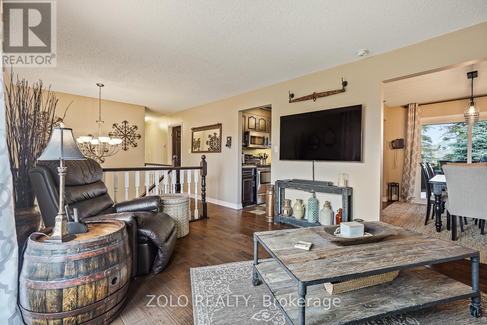 86 Foxhunt Trail, Clarington, Ontario  L1E 1E1 - Photo 8 - E13210962