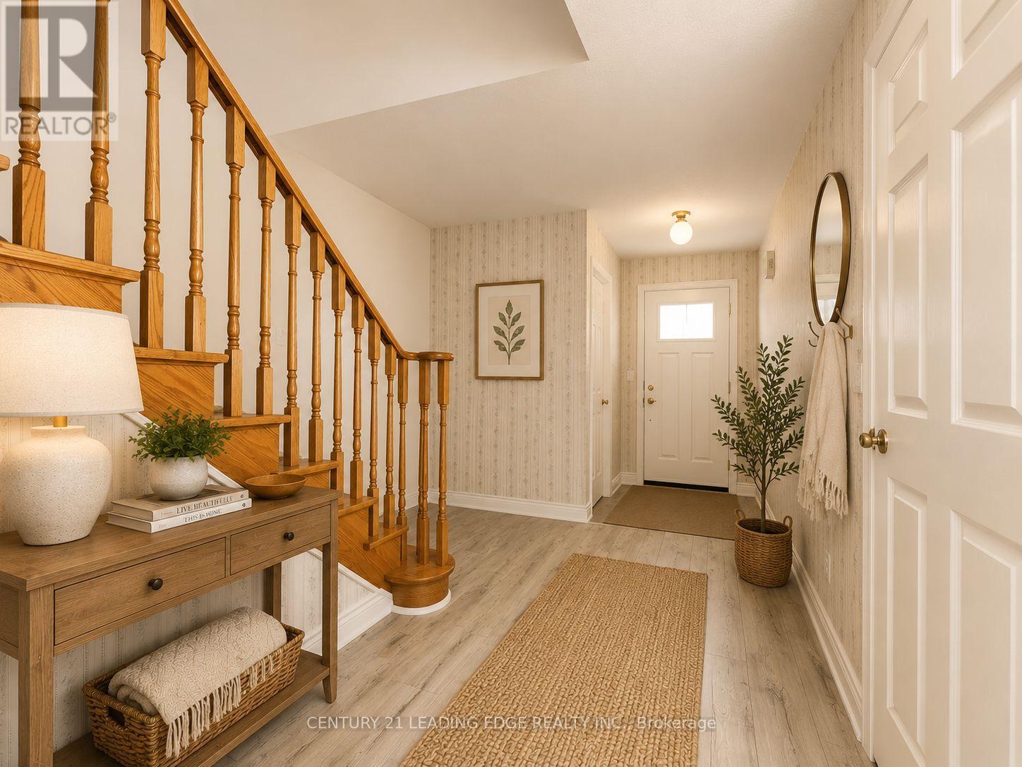 24 Alanbull Square, Toronto, Ontario  M1V 4M4 - Photo 3 - E13210974