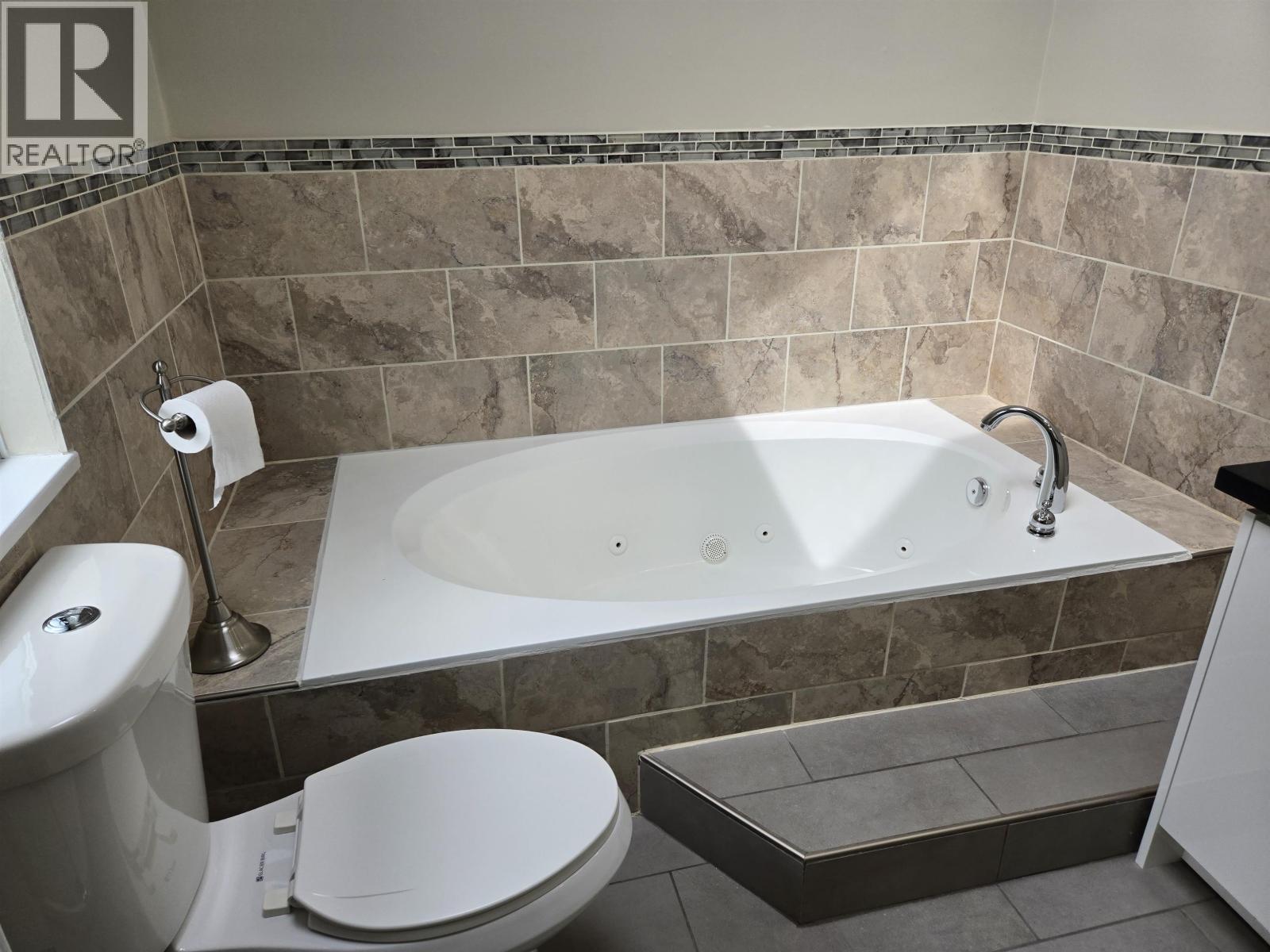 9224 Evancio Crescent, Richmond, British Columbia  V7E 5Y6 - Photo 12 - R3129344