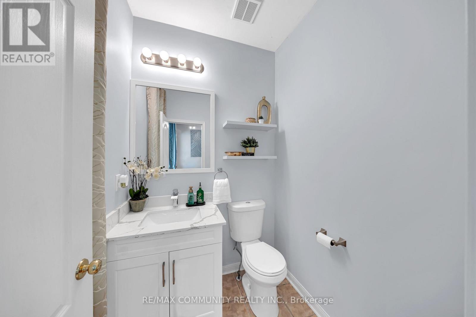65 White's Hill Avenue, Markham, Ontario  L6B 1C2 - Photo 16 - N13211028