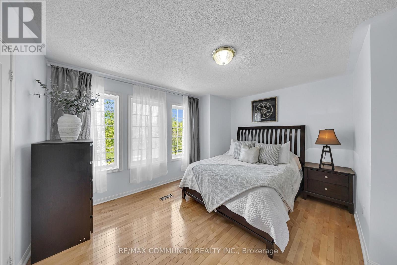 65 White's Hill Avenue, Markham, Ontario  L6B 1C2 - Photo 20 - N13211028
