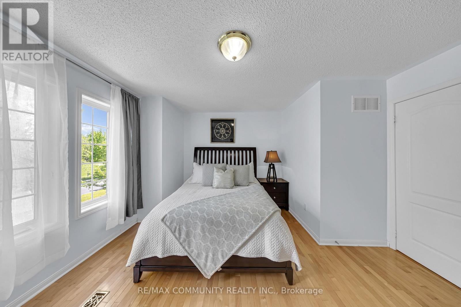 65 White's Hill Avenue, Markham, Ontario  L6B 1C2 - Photo 22 - N13211028