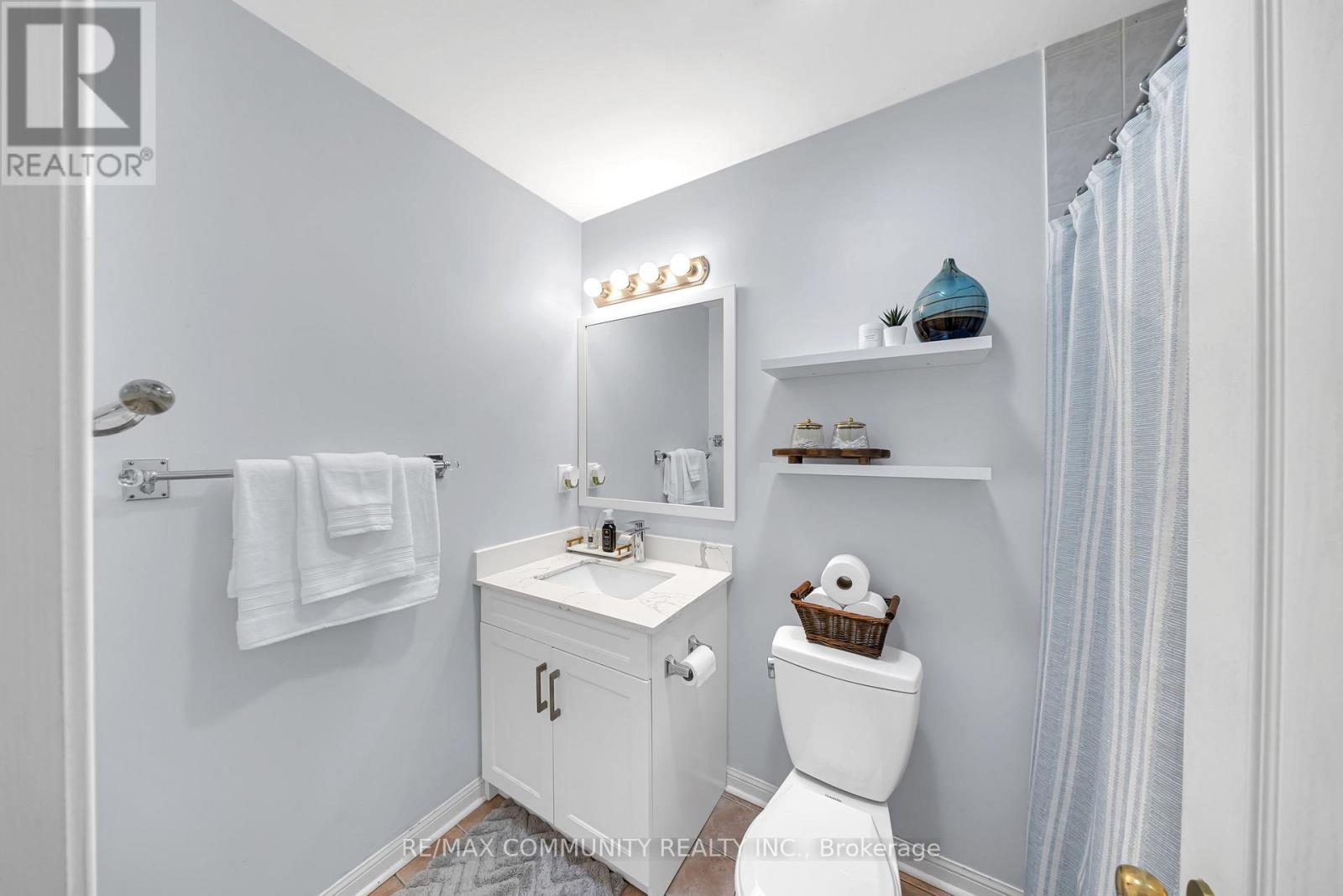 65 White's Hill Avenue, Markham, Ontario  L6B 1C2 - Photo 24 - N13211028