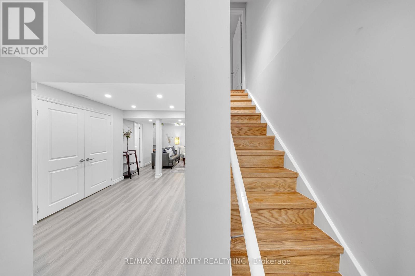 65 White's Hill Avenue, Markham, Ontario  L6B 1C2 - Photo 30 - N13211028