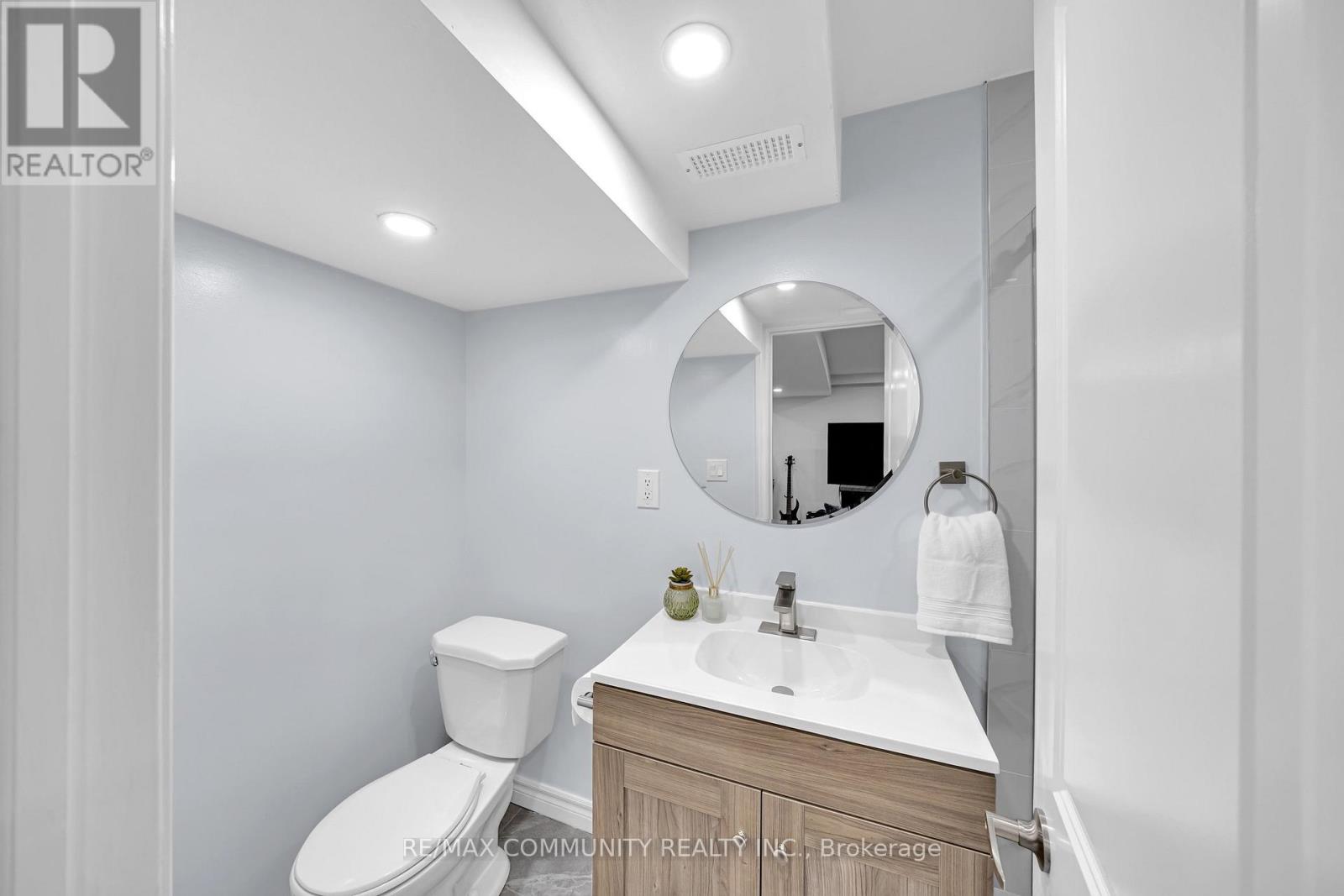 65 White's Hill Avenue, Markham, Ontario  L6B 1C2 - Photo 36 - N13211028