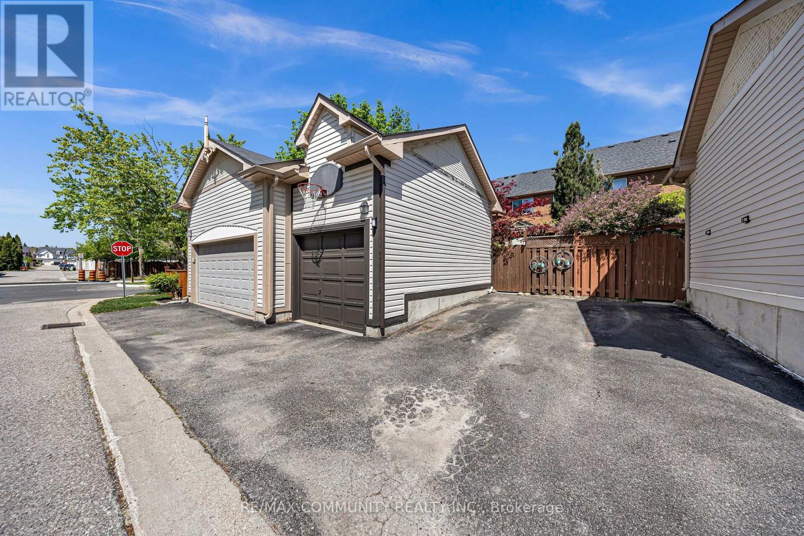 65 White's Hill Avenue, Markham, Ontario  L6B 1C2 - Photo 41 - N13211028