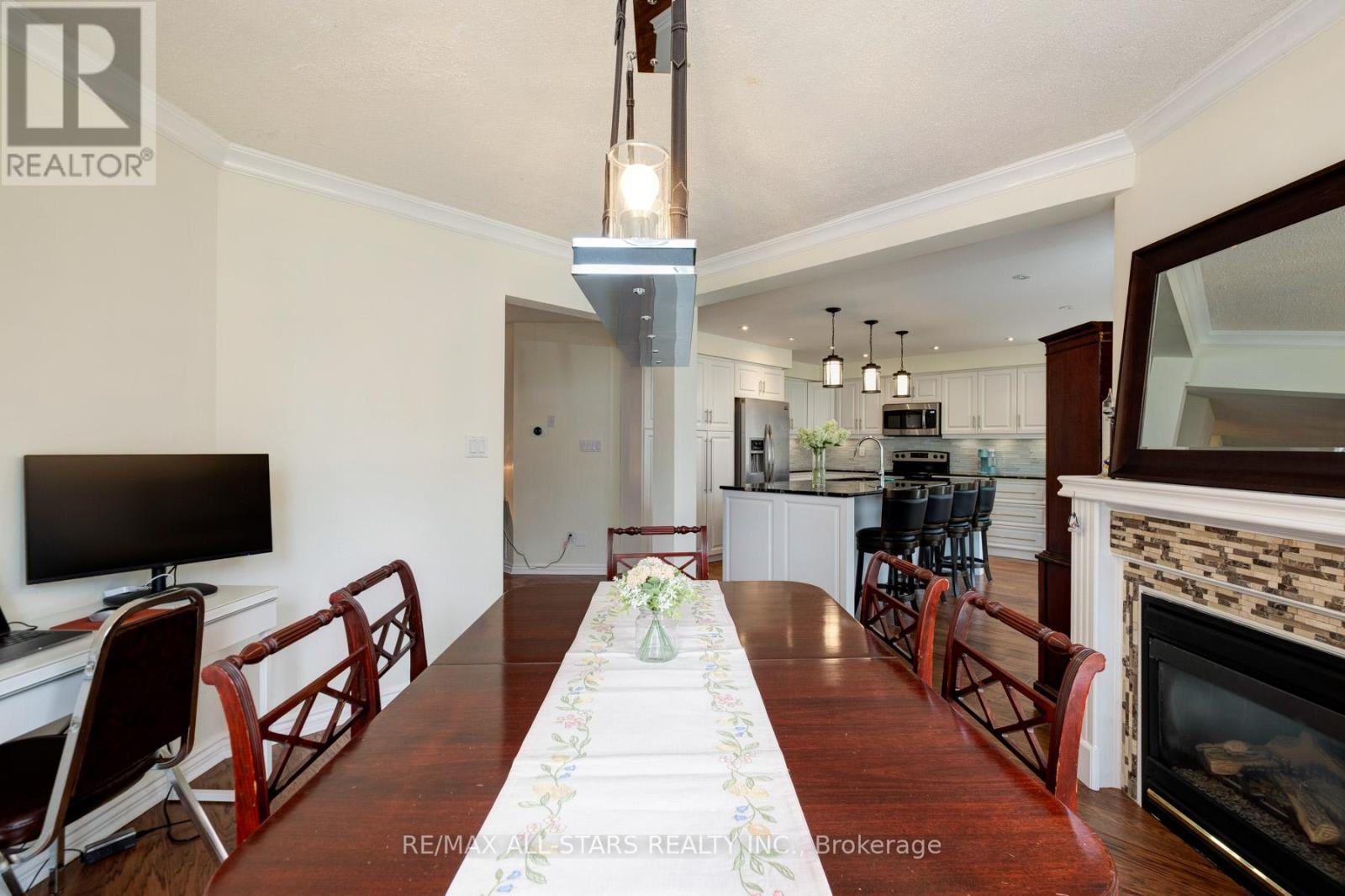 179 Drummond Drive, Vaughan, Ontario  L6A 3C4 - Photo 14 - N13211112