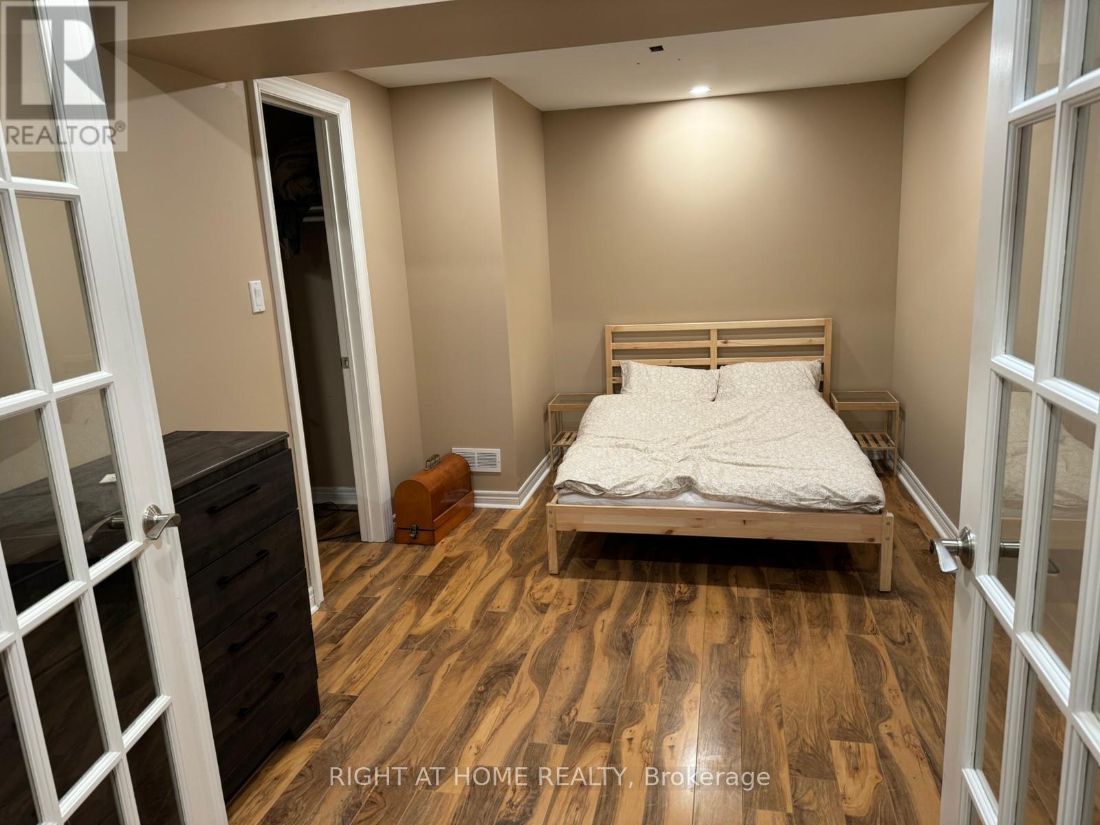 154 Hollandview Trail, Aurora, Ontario  L4G 7J2 - Photo 4 - N13211156