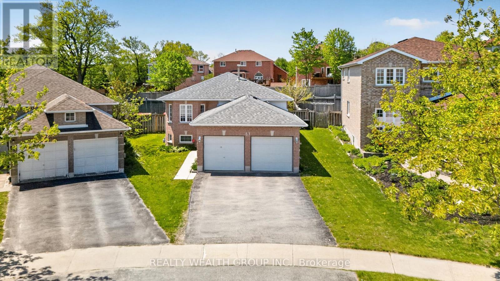 61 Stollar Boulevard, Barrie (Little Lake), Ontario  L4M 6N3 - Photo 2 - S13211078