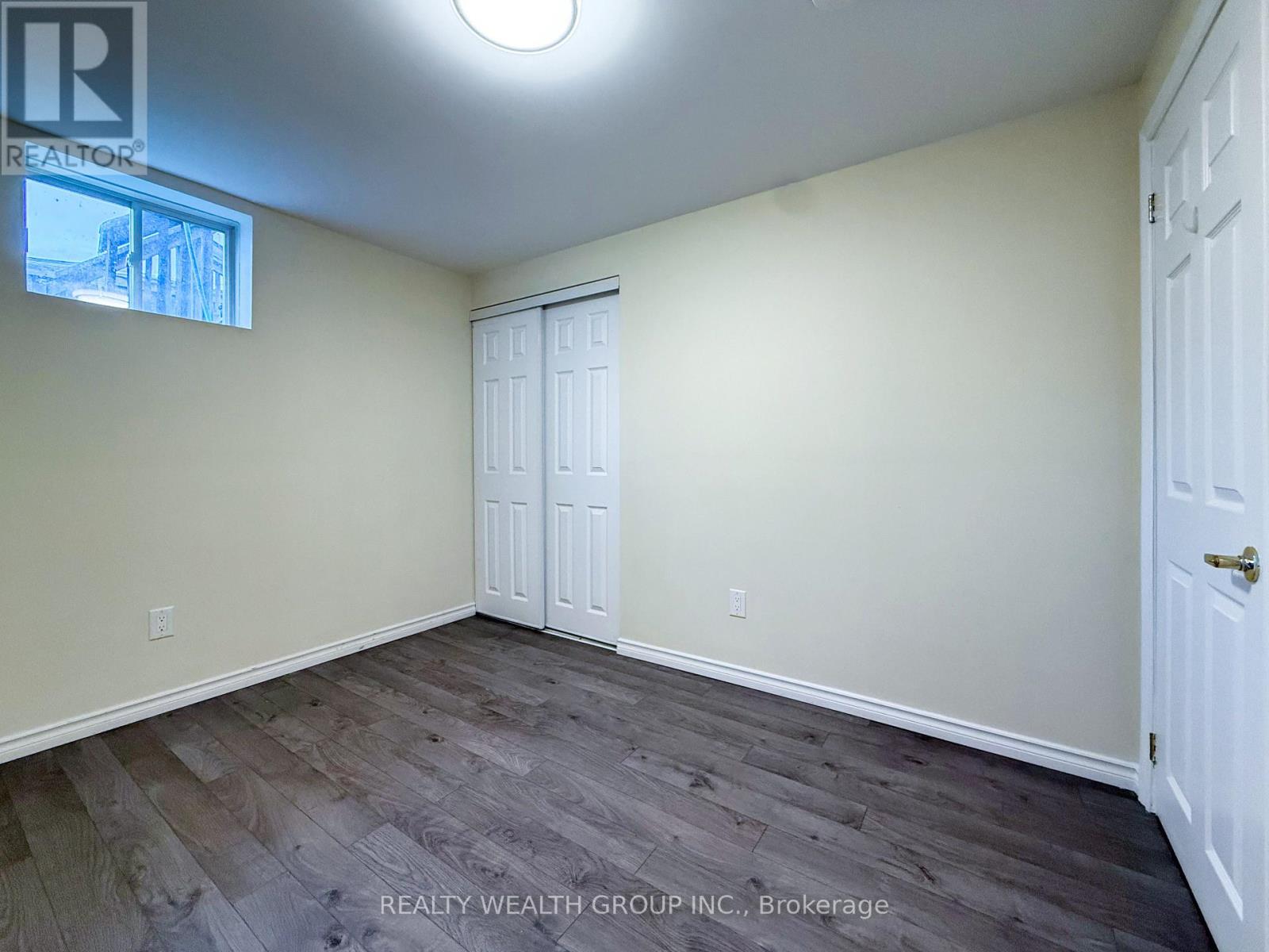 61 Stollar Boulevard, Barrie (Little Lake), Ontario  L4M 6N3 - Photo 36 - S13211078