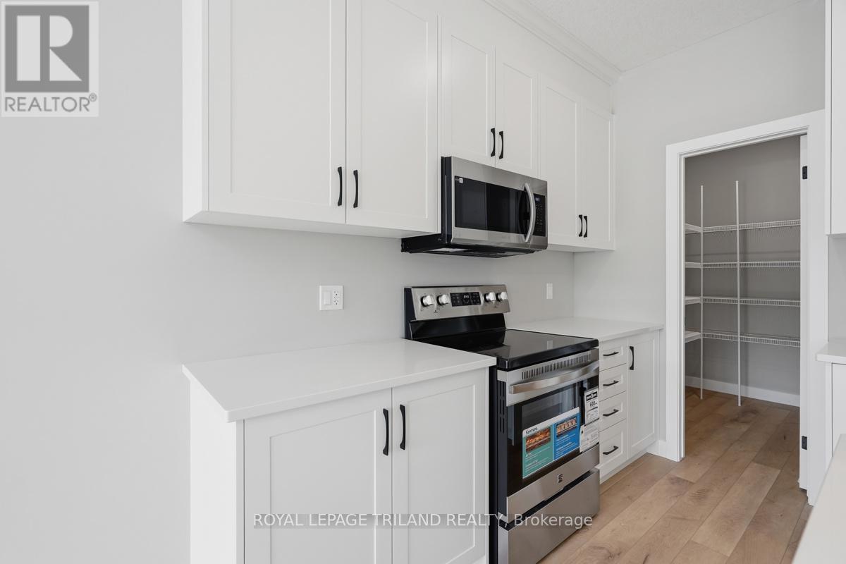 3111 Petty Road, London South, Ontario N6L 0K1 - Photo 24 - X13138452