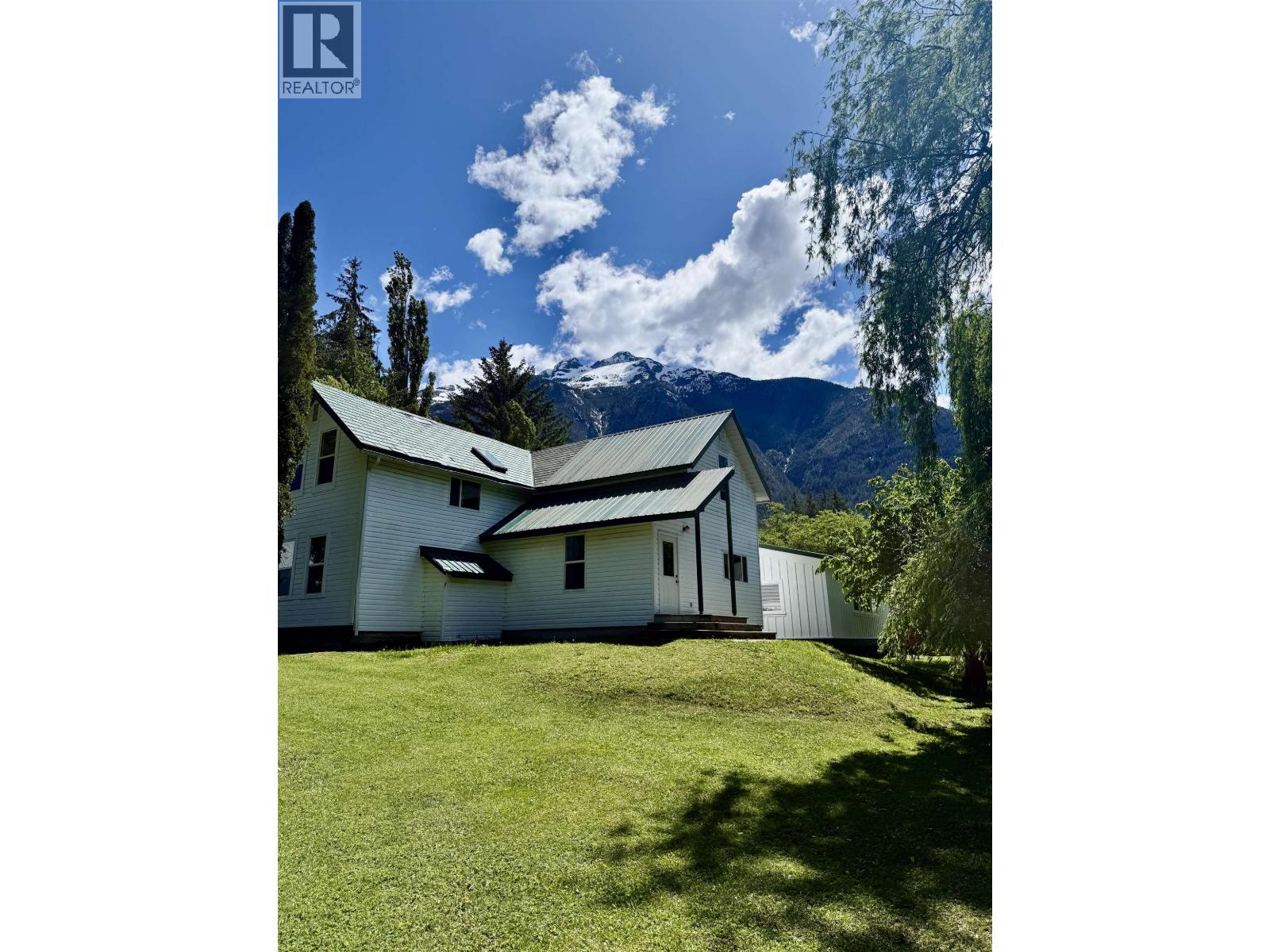 1867 Mackenzie 20 Highway, Hagensborg, British Columbia  V0T 1H0 - Photo 9 - R3129298