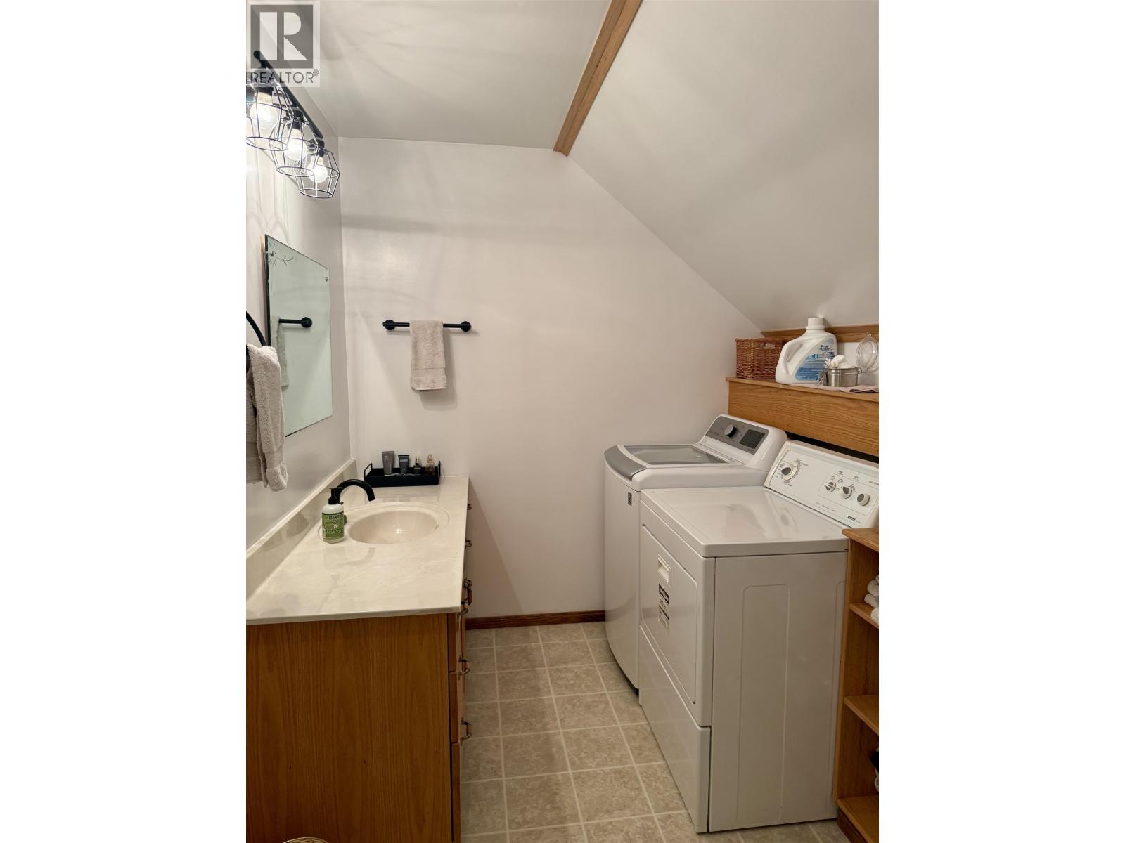 1867 Mackenzie 20 Highway, Hagensborg, British Columbia  V0T 1H0 - Photo 32 - R3129298